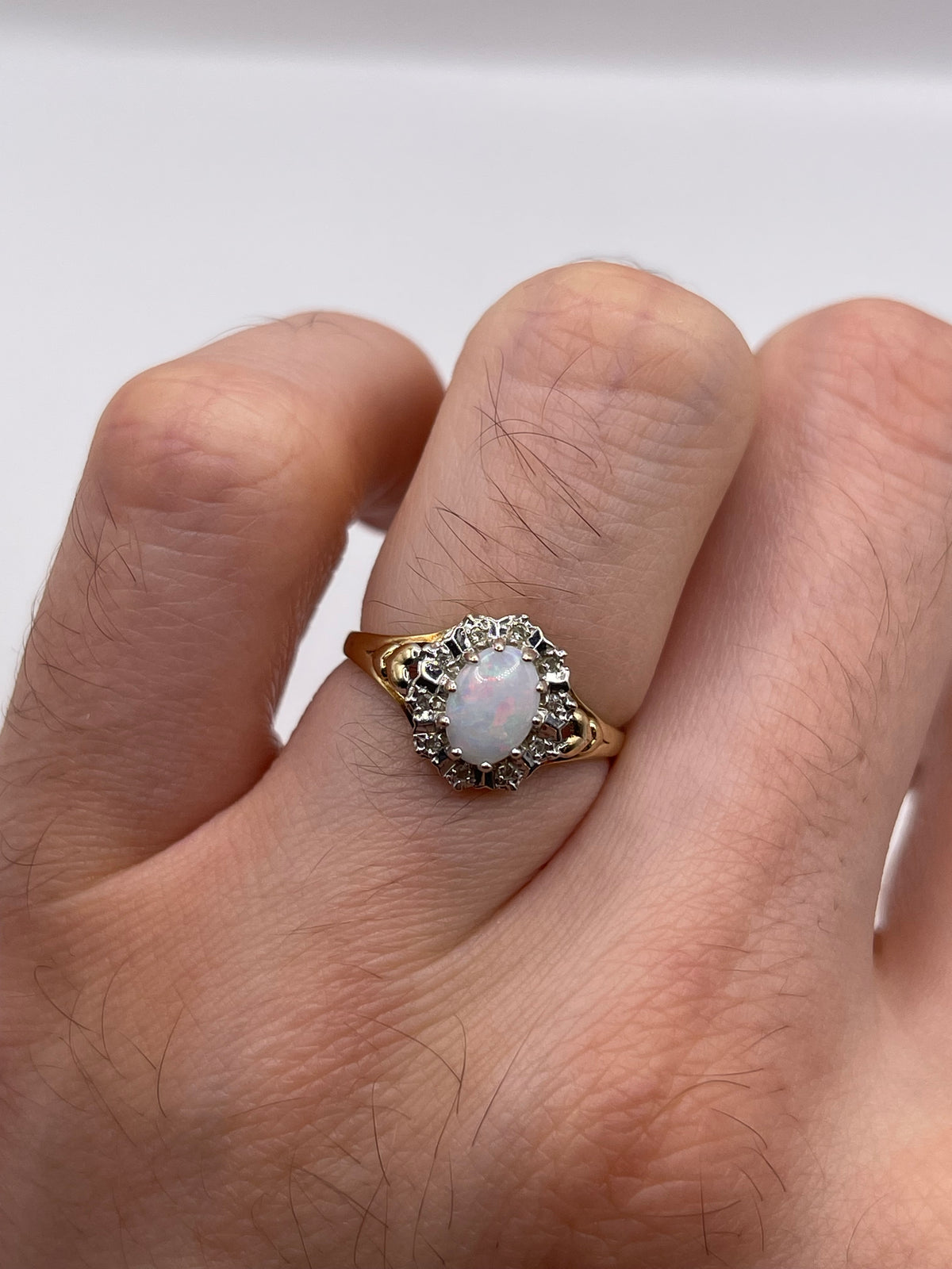 9ct gold opal and diamond ring