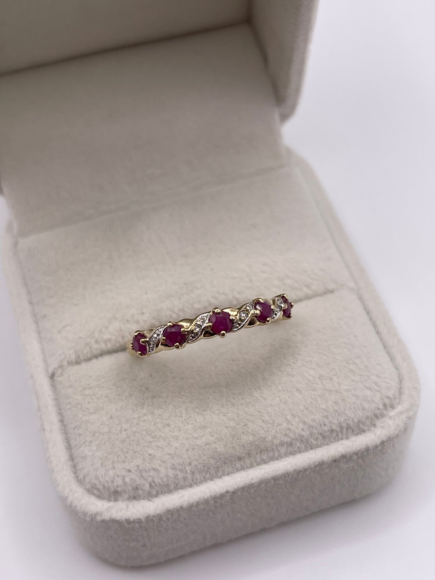 9ct gold ruby and diamond ring