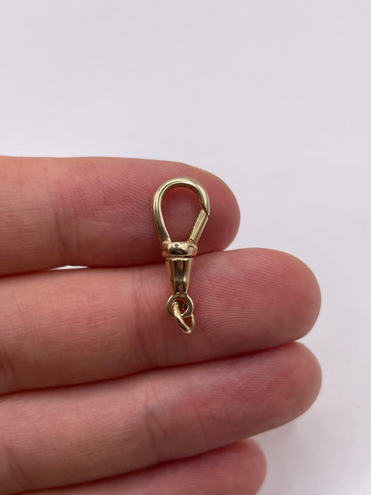 9ct gold dog clip 9