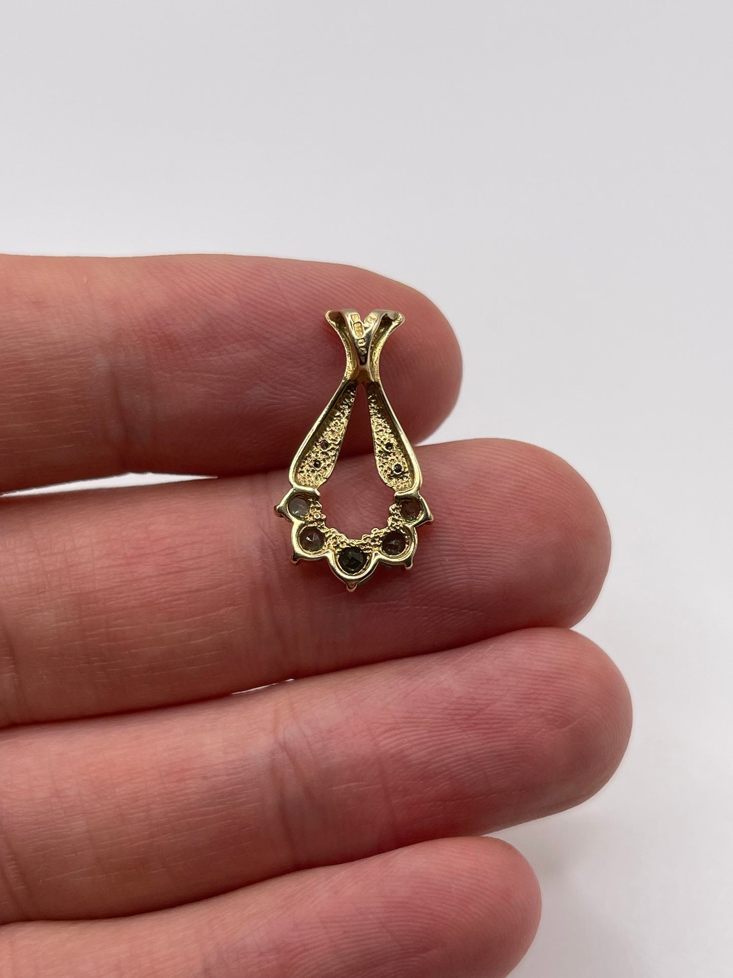 9ct gold emerald and diamond pendant