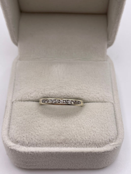 9ct two tone gold diamond ring