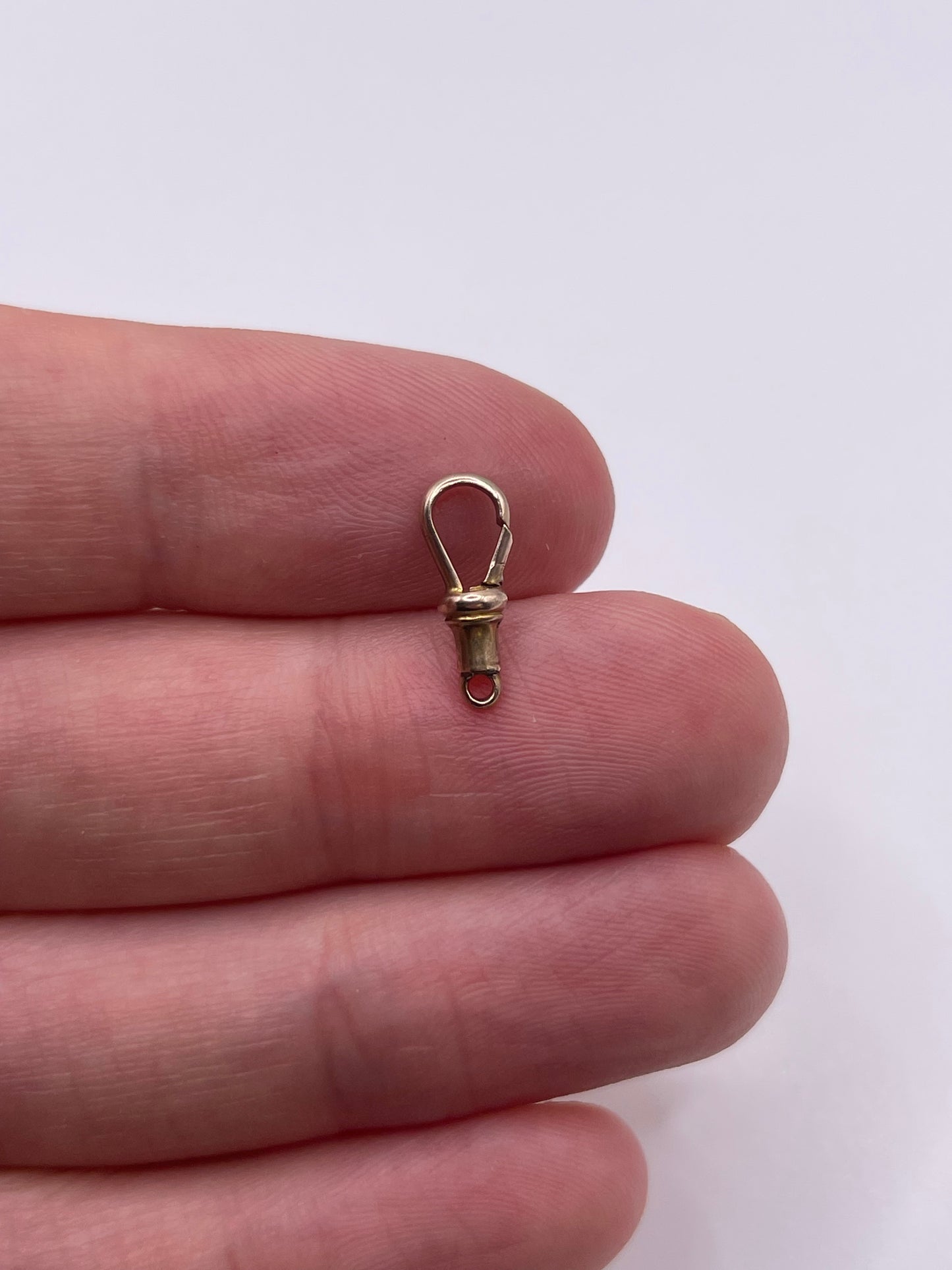 9ct rose gold dog clip 3