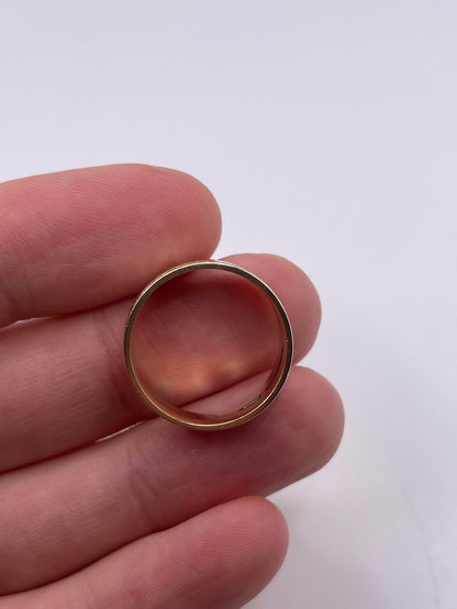 9ct gold patterned band