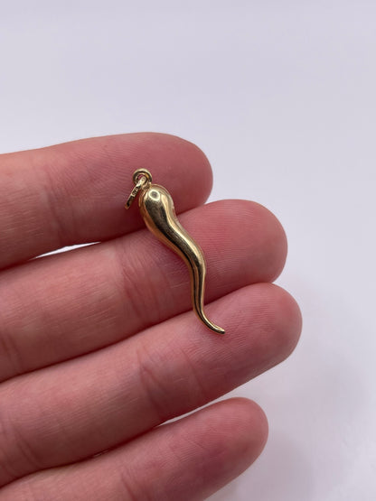 9ct gold horn of plenty charm