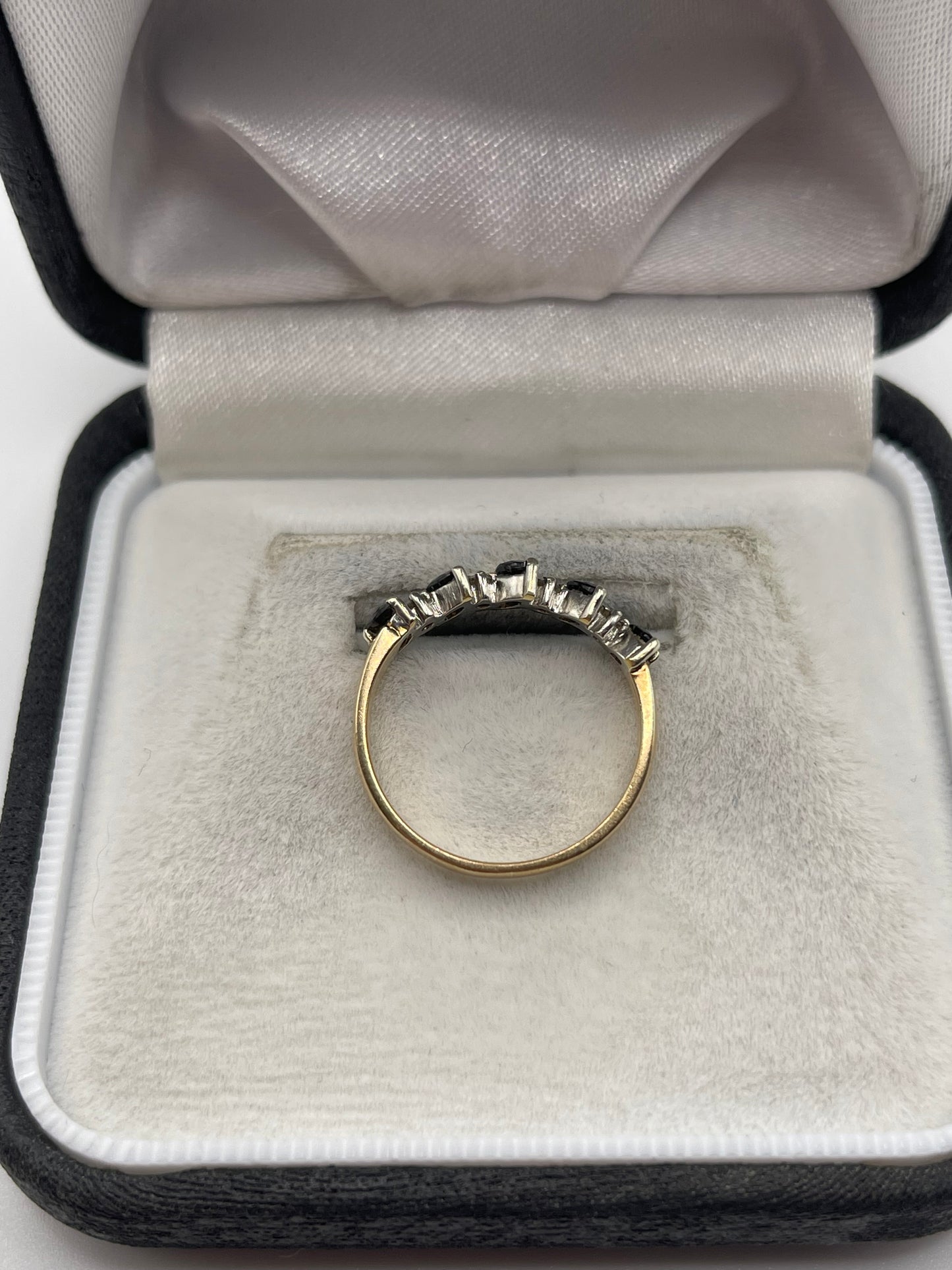 9ct gold sapphire and diamond ring