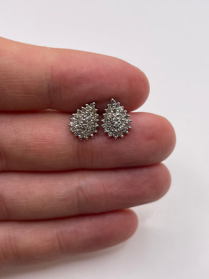 9ct gold diamond cluster ring