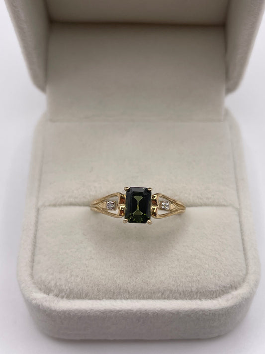 9ct gold tourmaline and diamond ring