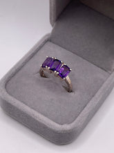 Load image into Gallery viewer, Silver amethyst ring
