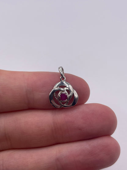9ct white gold ruby pendant