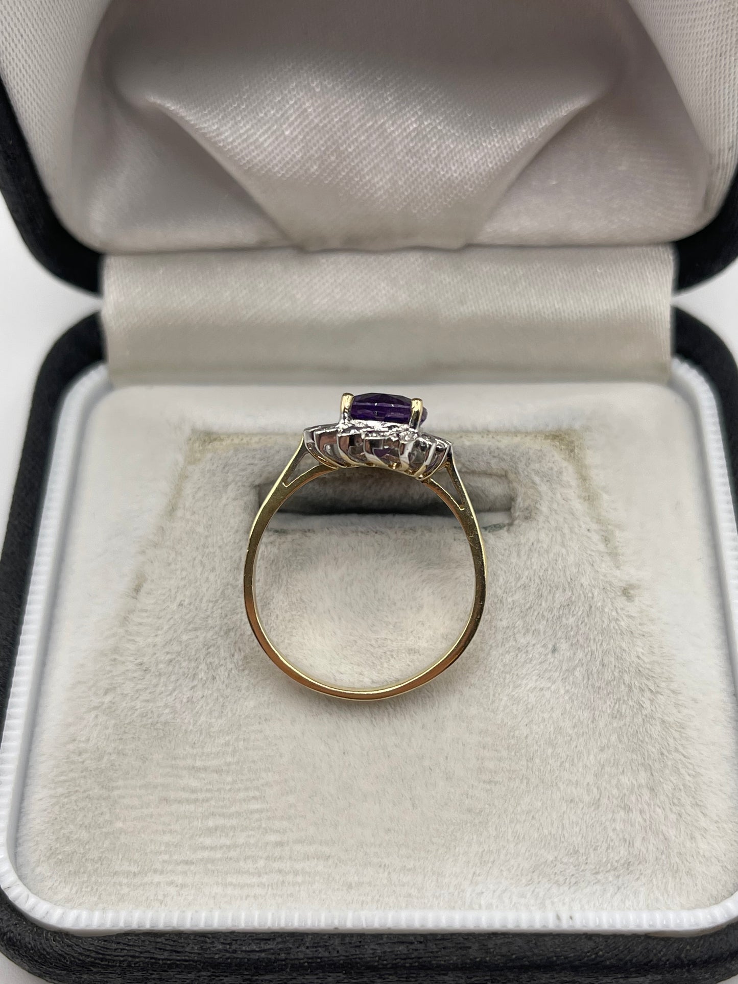 9ct gold amethyst and diamond ring