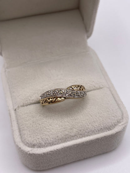 9ct gold diamond cluster ring