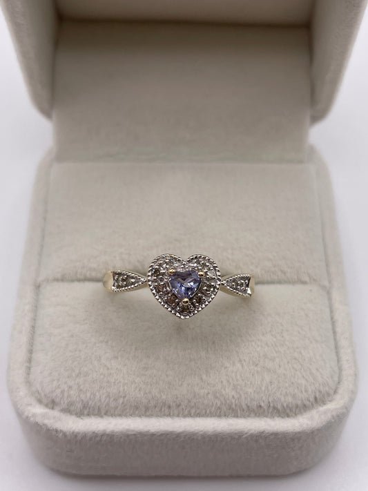 9ct gold tanzanite and diamond ring