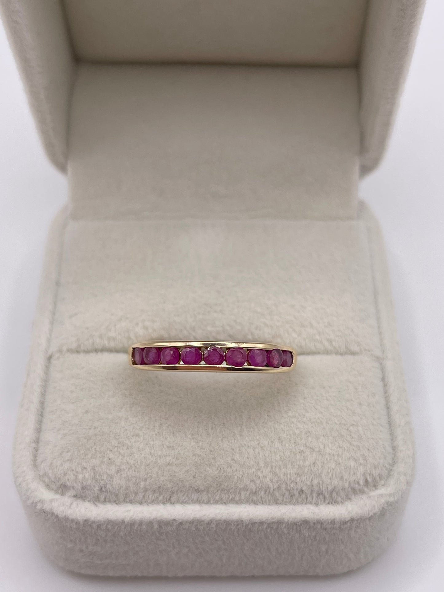 9ct gold ruby ring