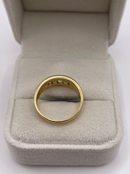 Antique 18ct gold 3 stone diamond guosy ring
