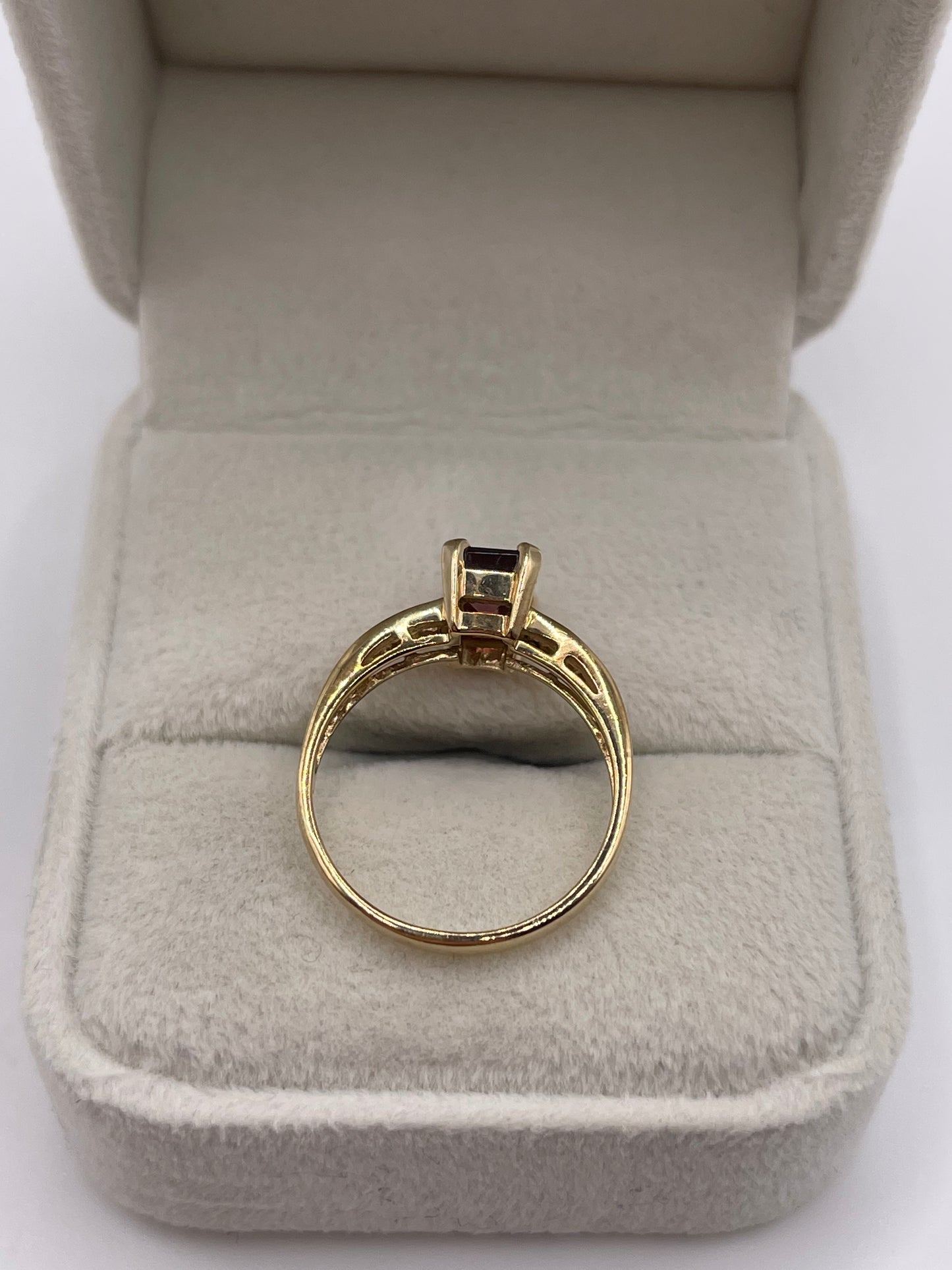 9ct gold tourmaline and zircon ring