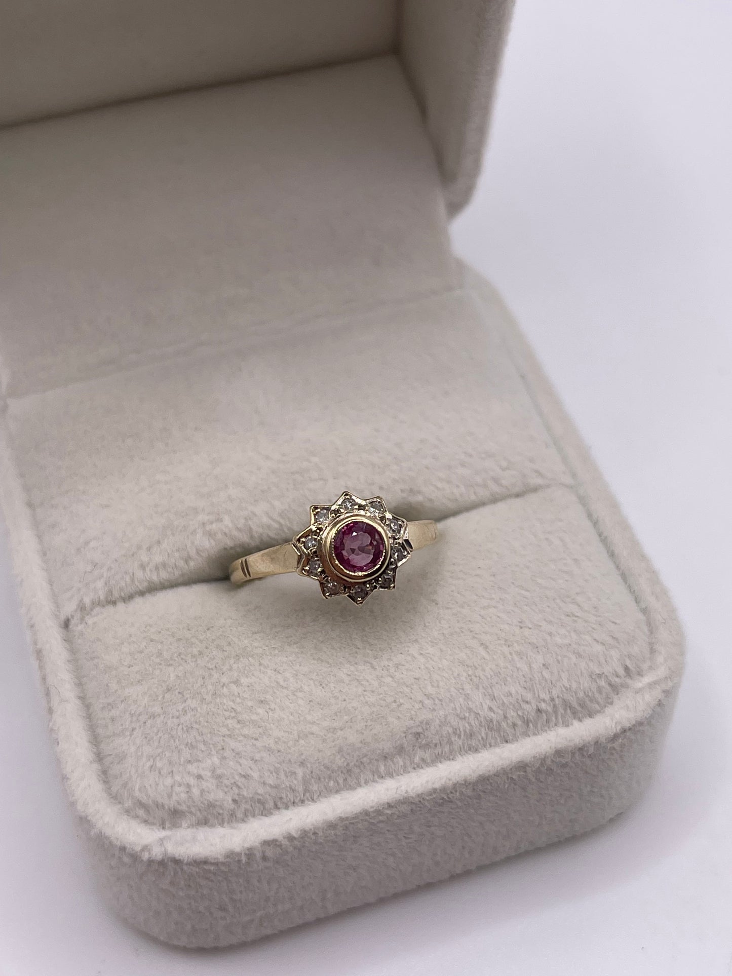 9ct gold ruby and diamond ring