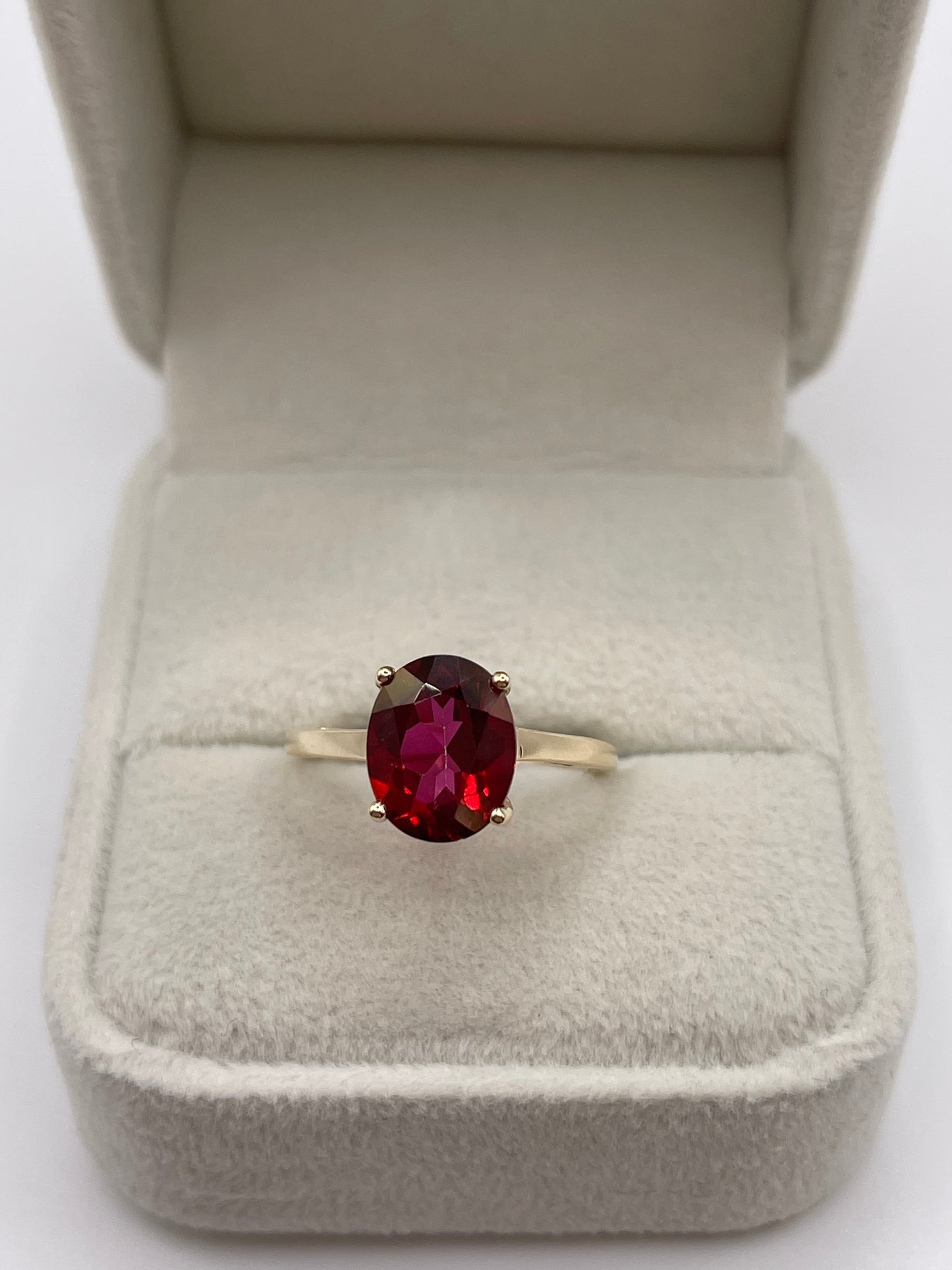 9ct gold cherry topaz ring