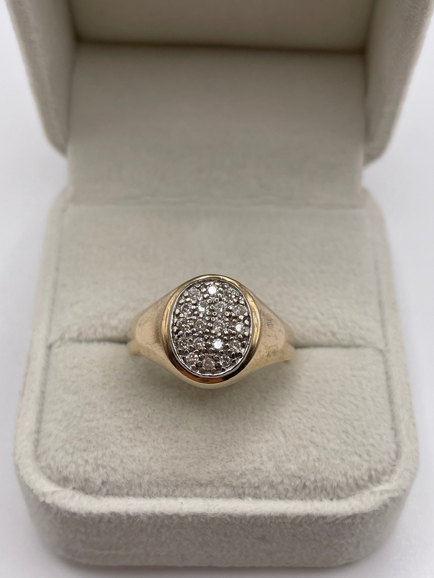 9ct gold diamond cluster ring