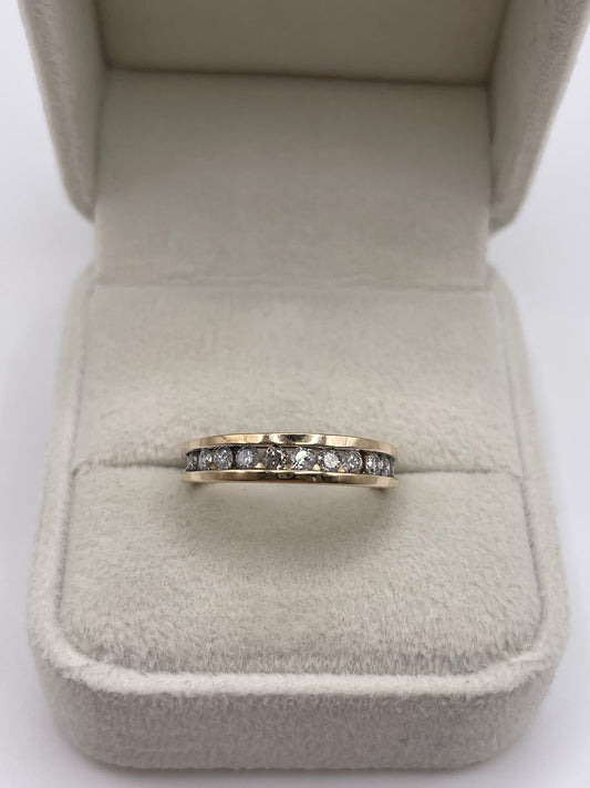 9ct gold diamond ring