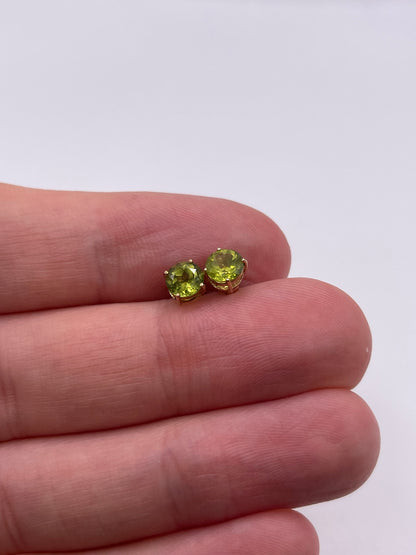 9ct gold peridot earrings