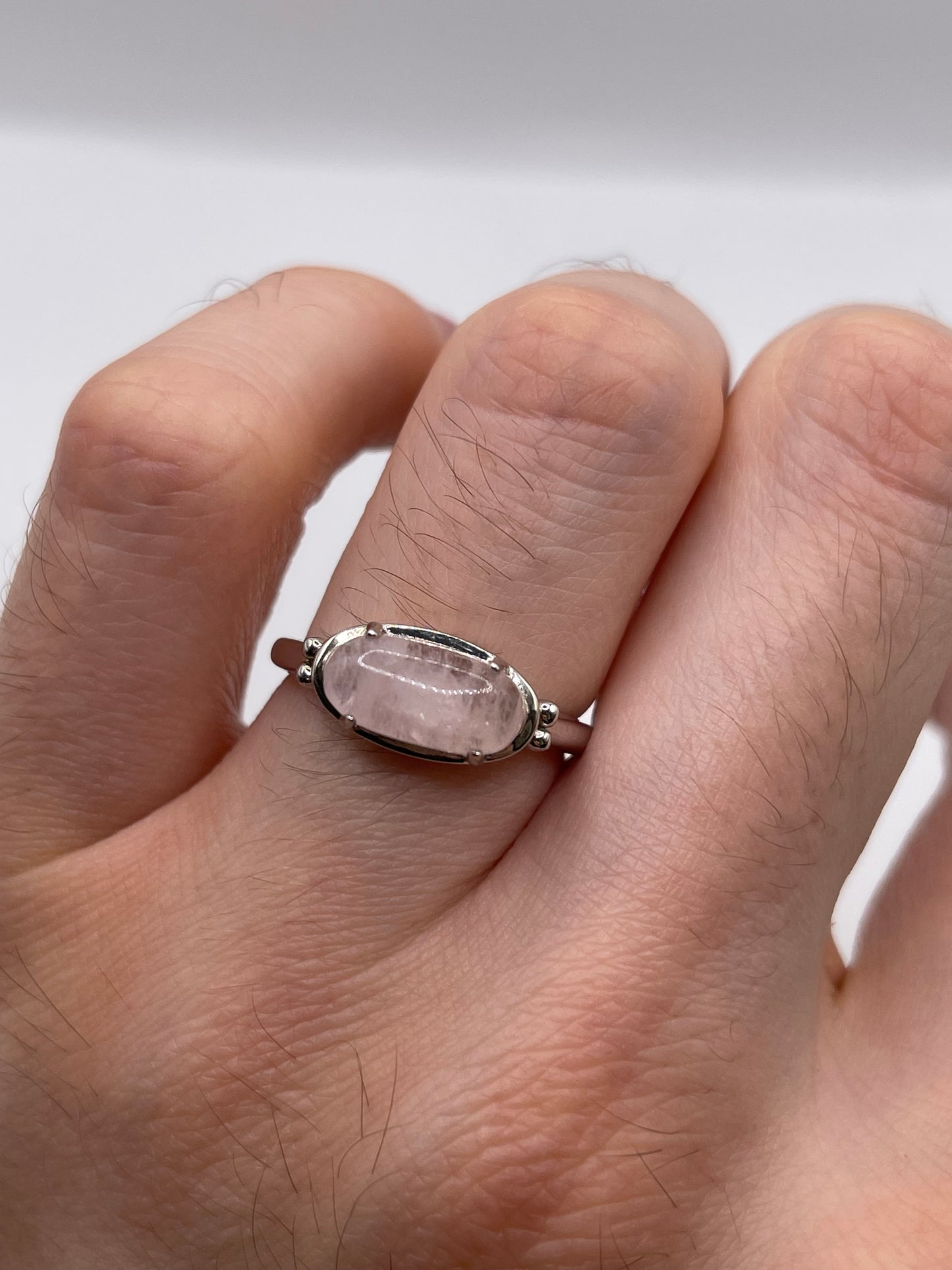 Silver rose quartz ring