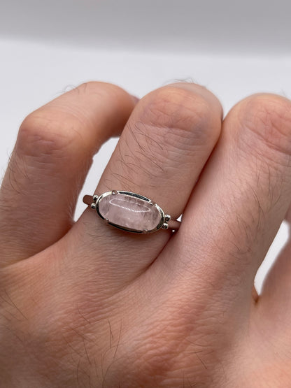 Silver rose quartz ring