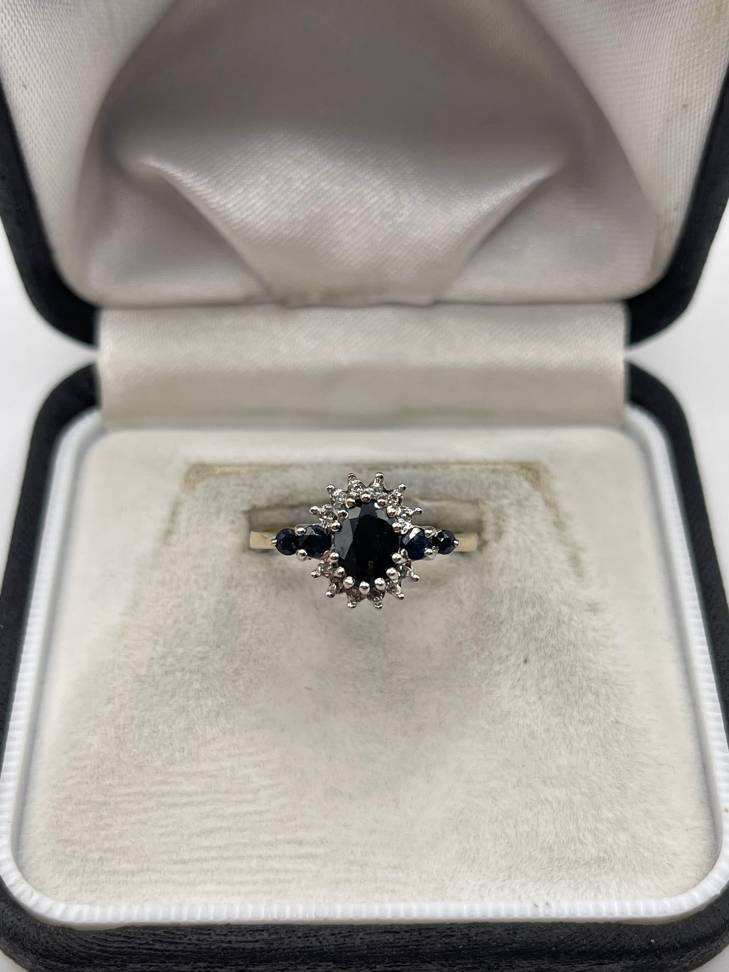 9ct gold sapphire and diamond ring