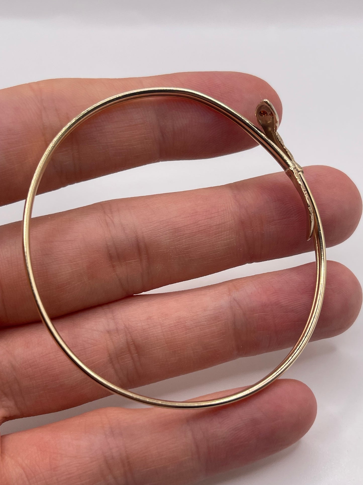 9ct gold garnet snake bangle