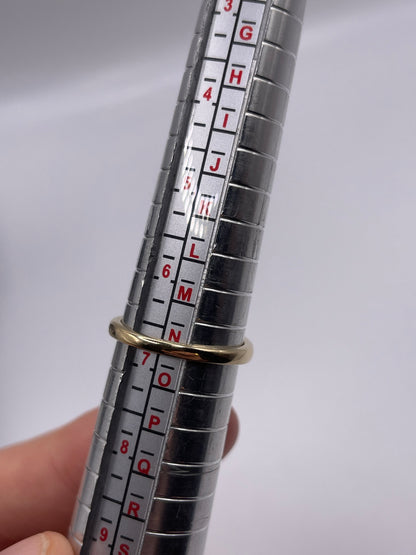 9ct gold morganite and diamond ring