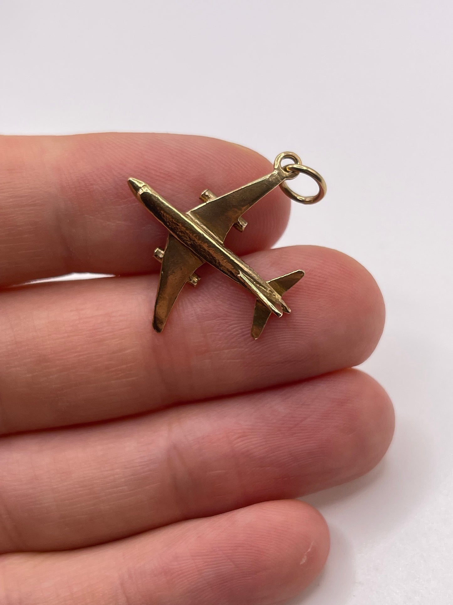 9ct gold aeroplane charm