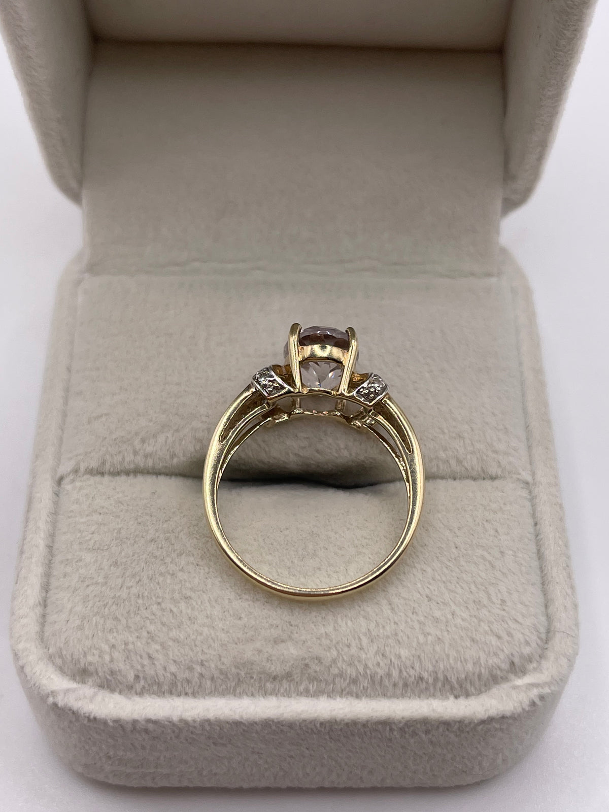 9ct gold kunzite and diamond ring