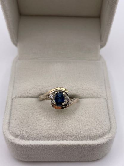 14ct two tone gold sapphire and diamond ring
