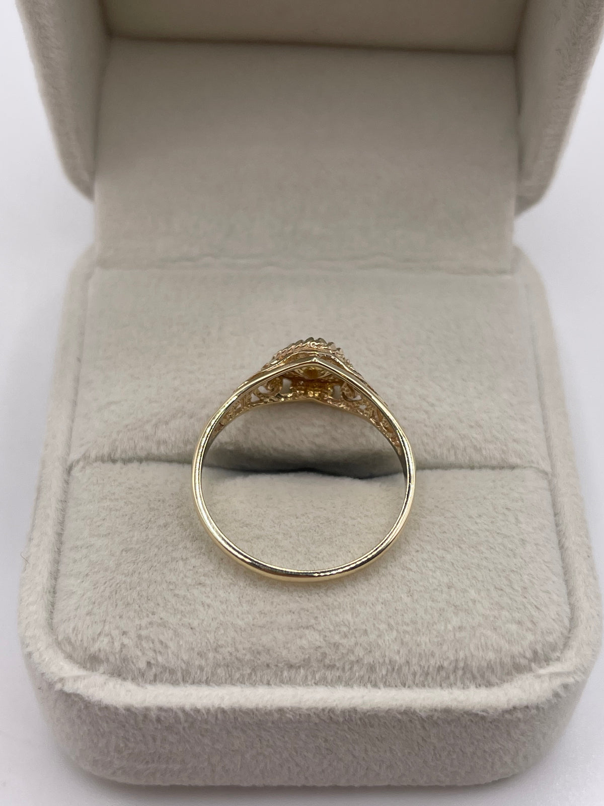 9ct gold citrine heart ring