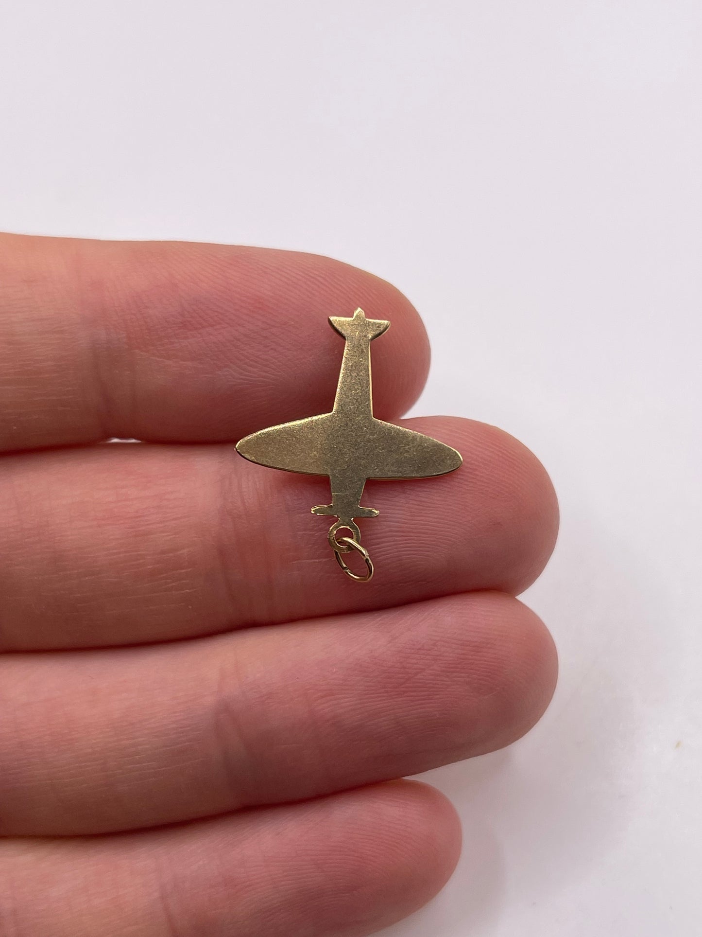 9ct gold aeroplane charm