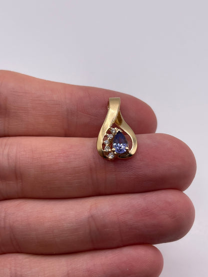 14ct gold tanzanite and diamond pendant