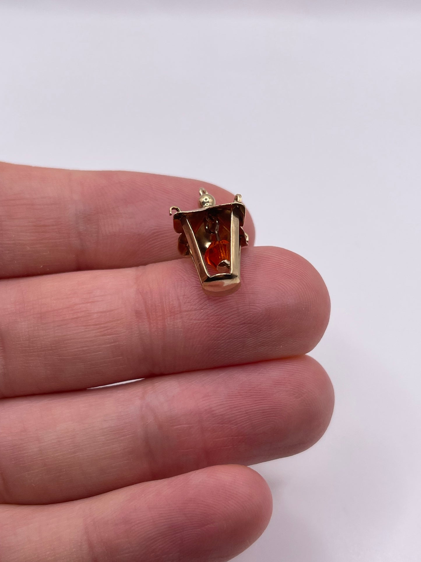 9ct gold lantern charm
