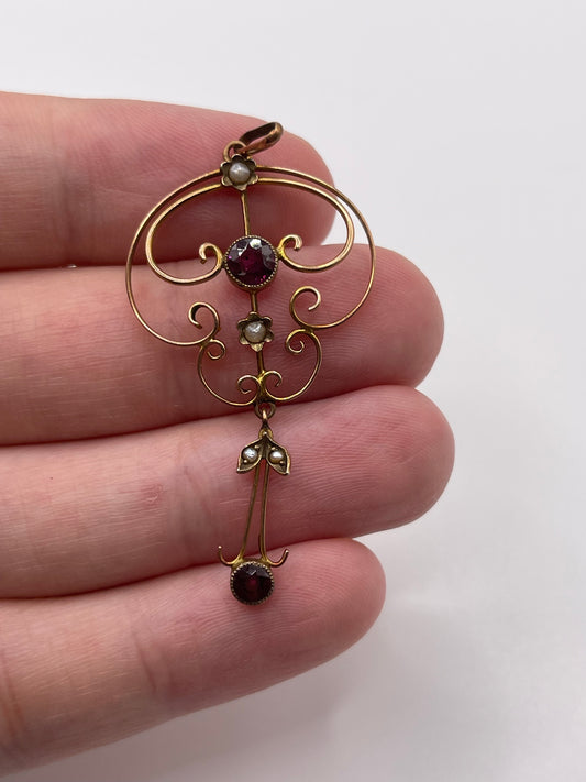 Antique 9ct gold garnet and pearl pendant