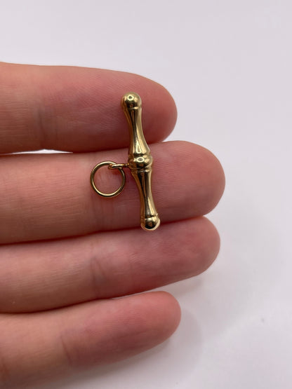9ct gold t bar pendant