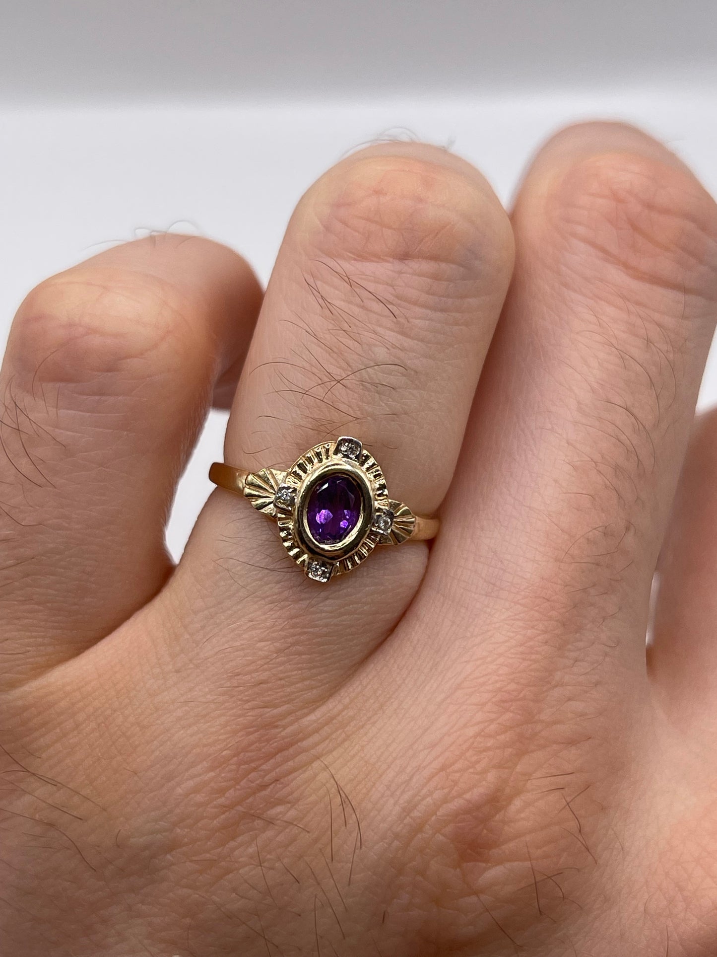 9ct gold amethyst and diamond ring
