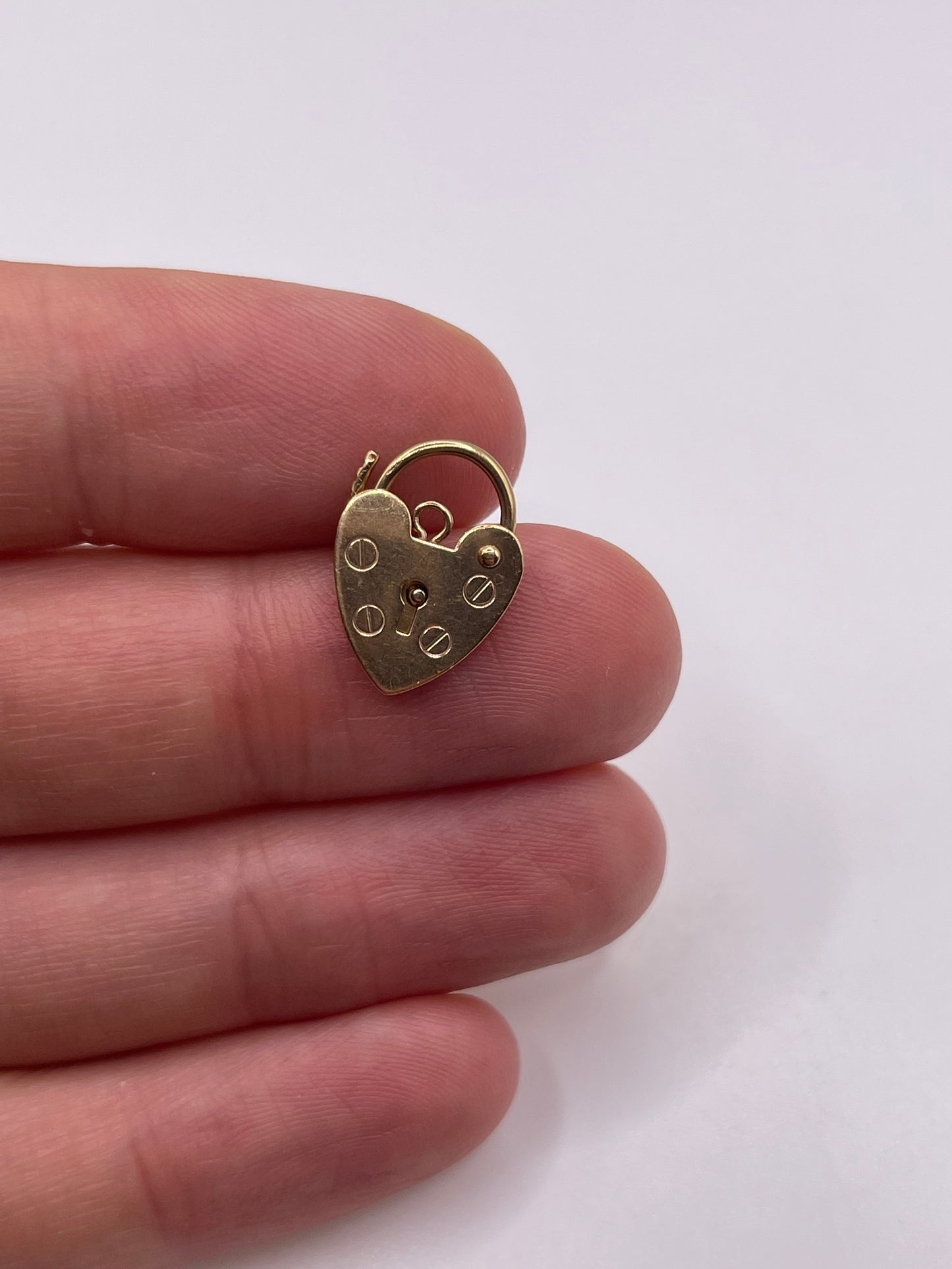 9ct gold padlock 14