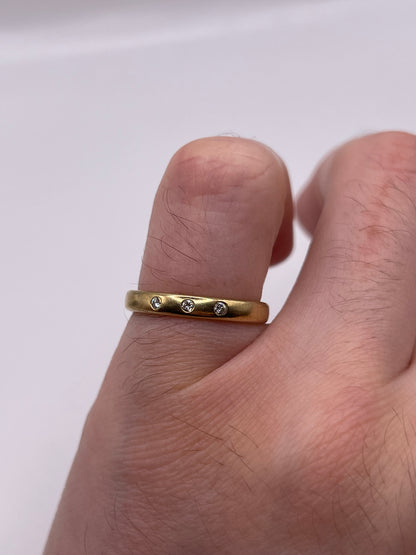 9ct gold diamond ring