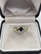 Load image into Gallery viewer, 9ct gold opal ring
