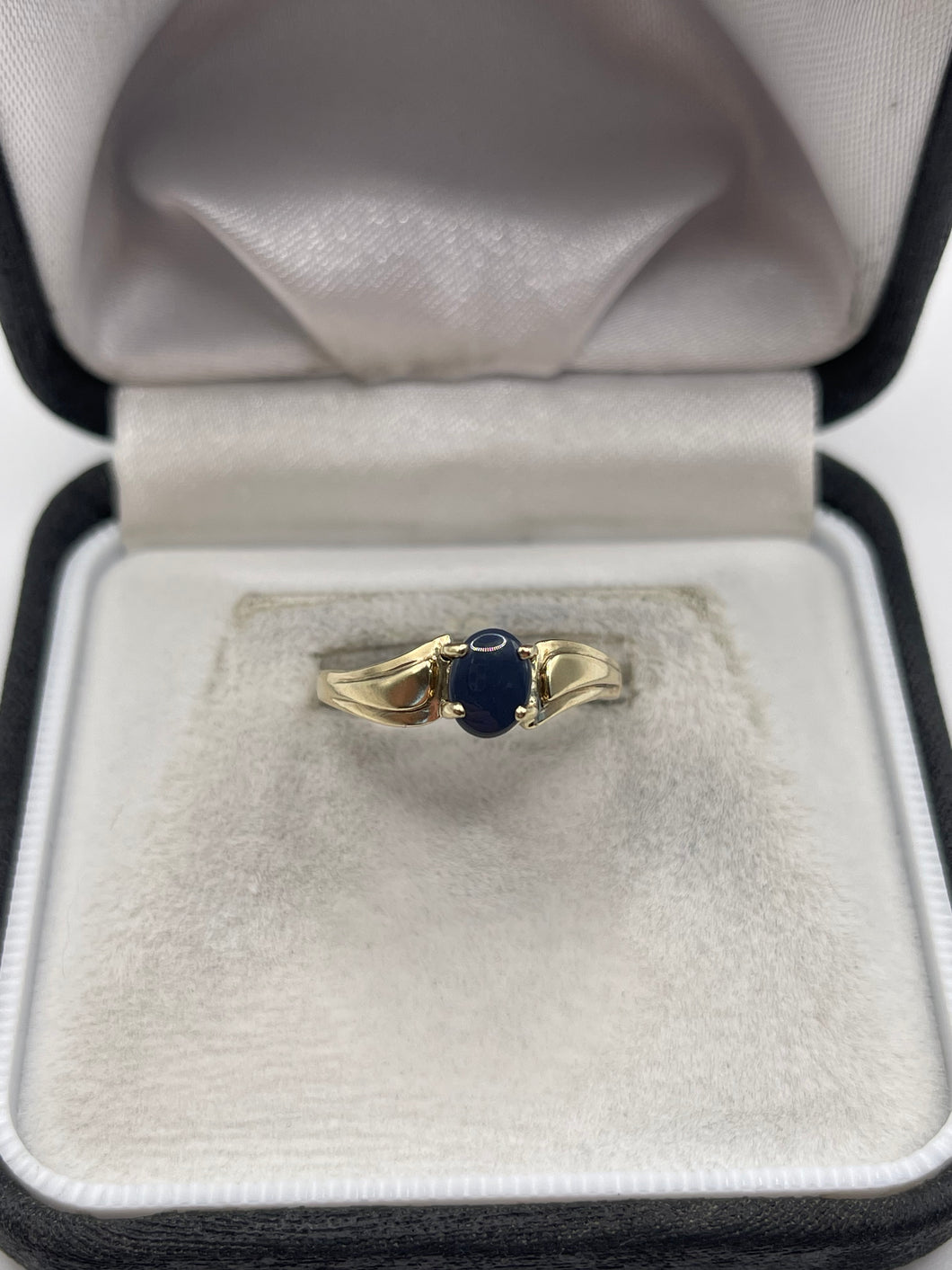 9ct gold opal ring