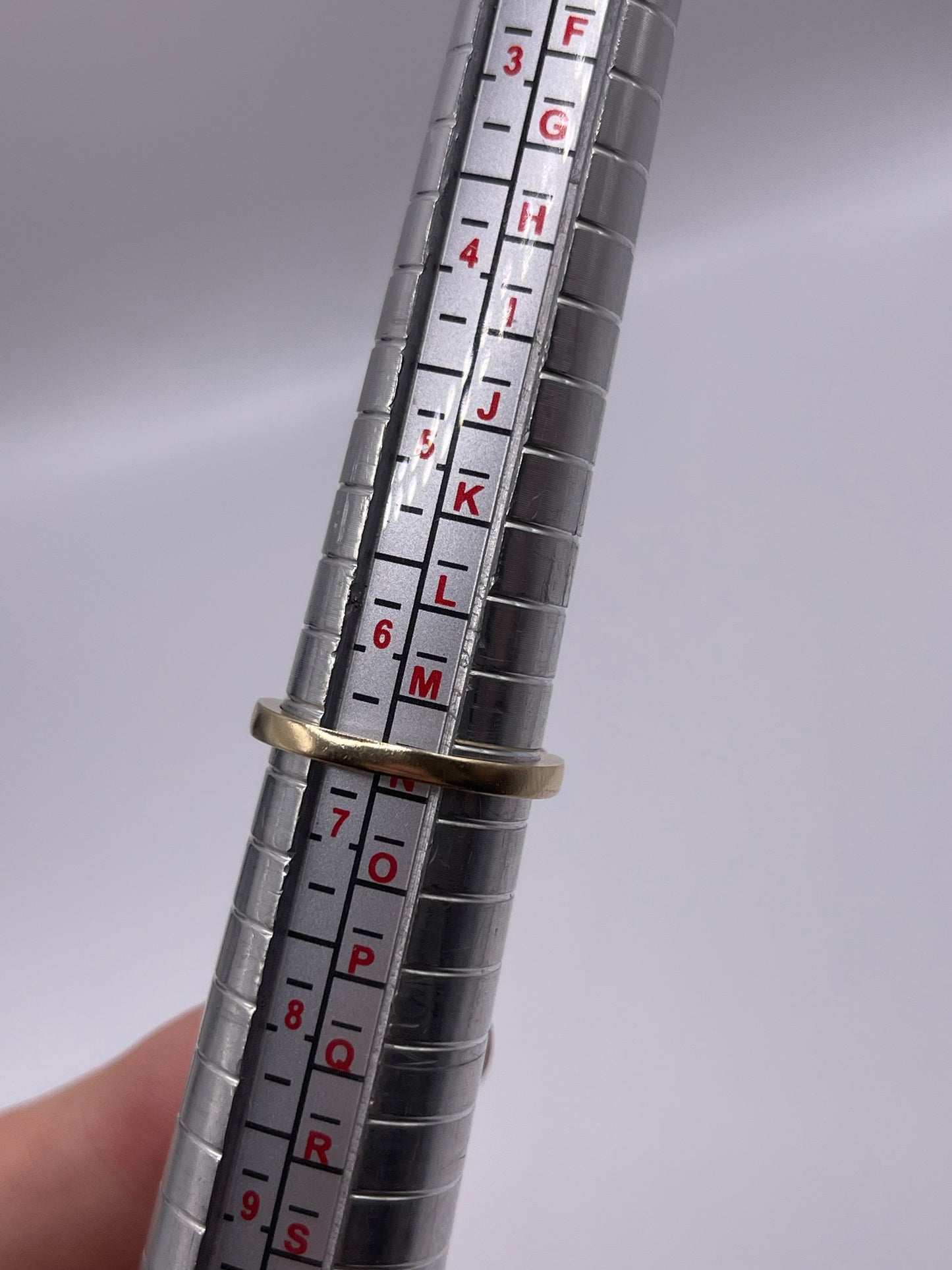 9ct gold diamond wishbone ring