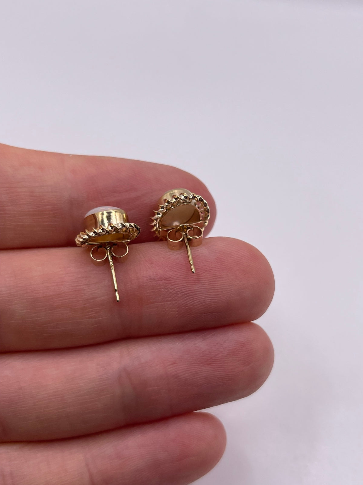 9ct gold opal earrings