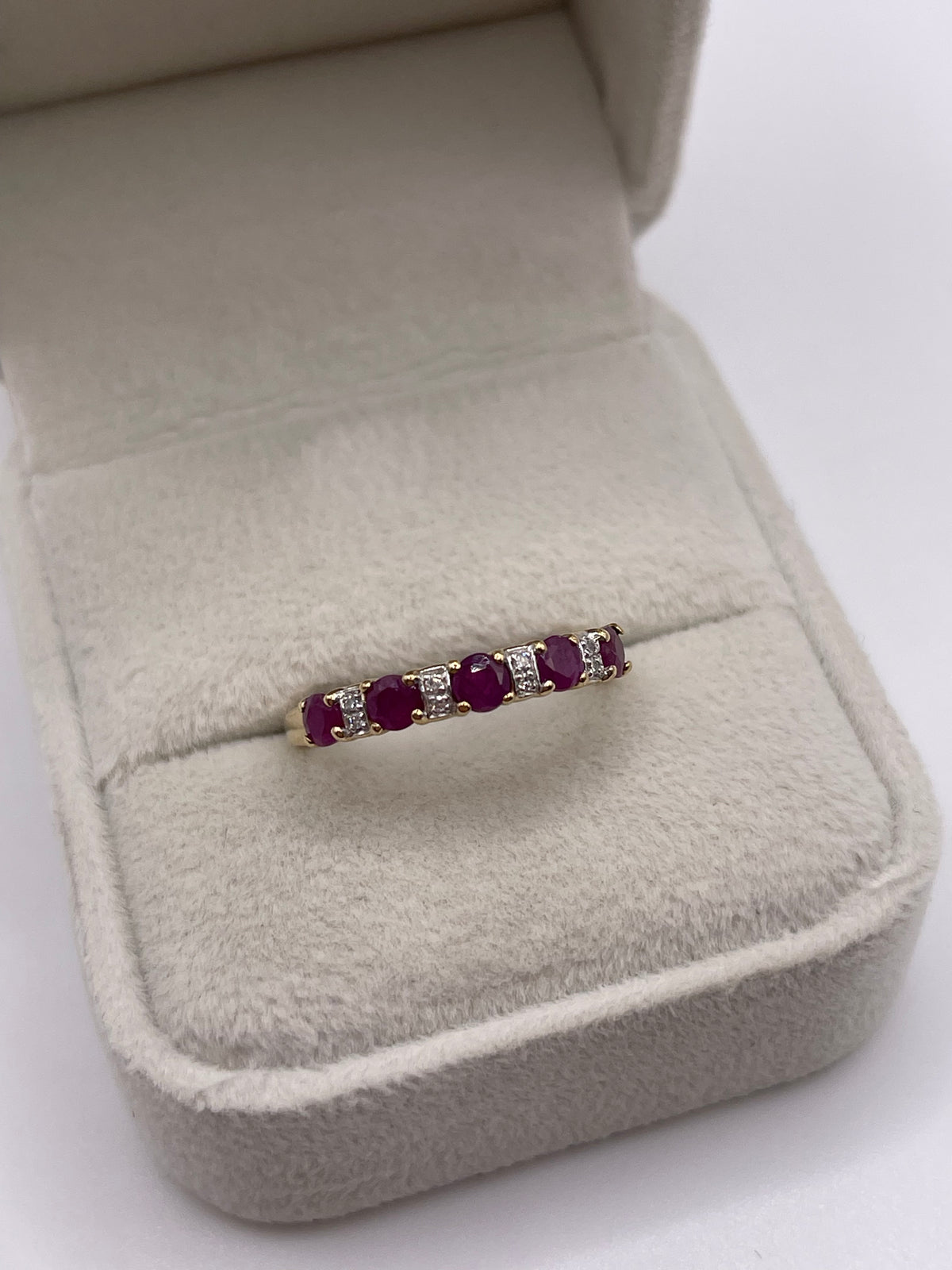 9ct gold ruby and diamond ring