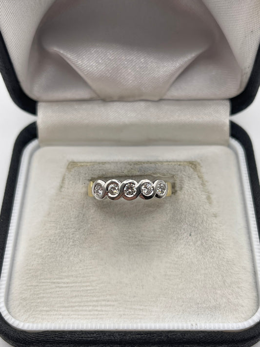 18ct gold 43 point diamond ring