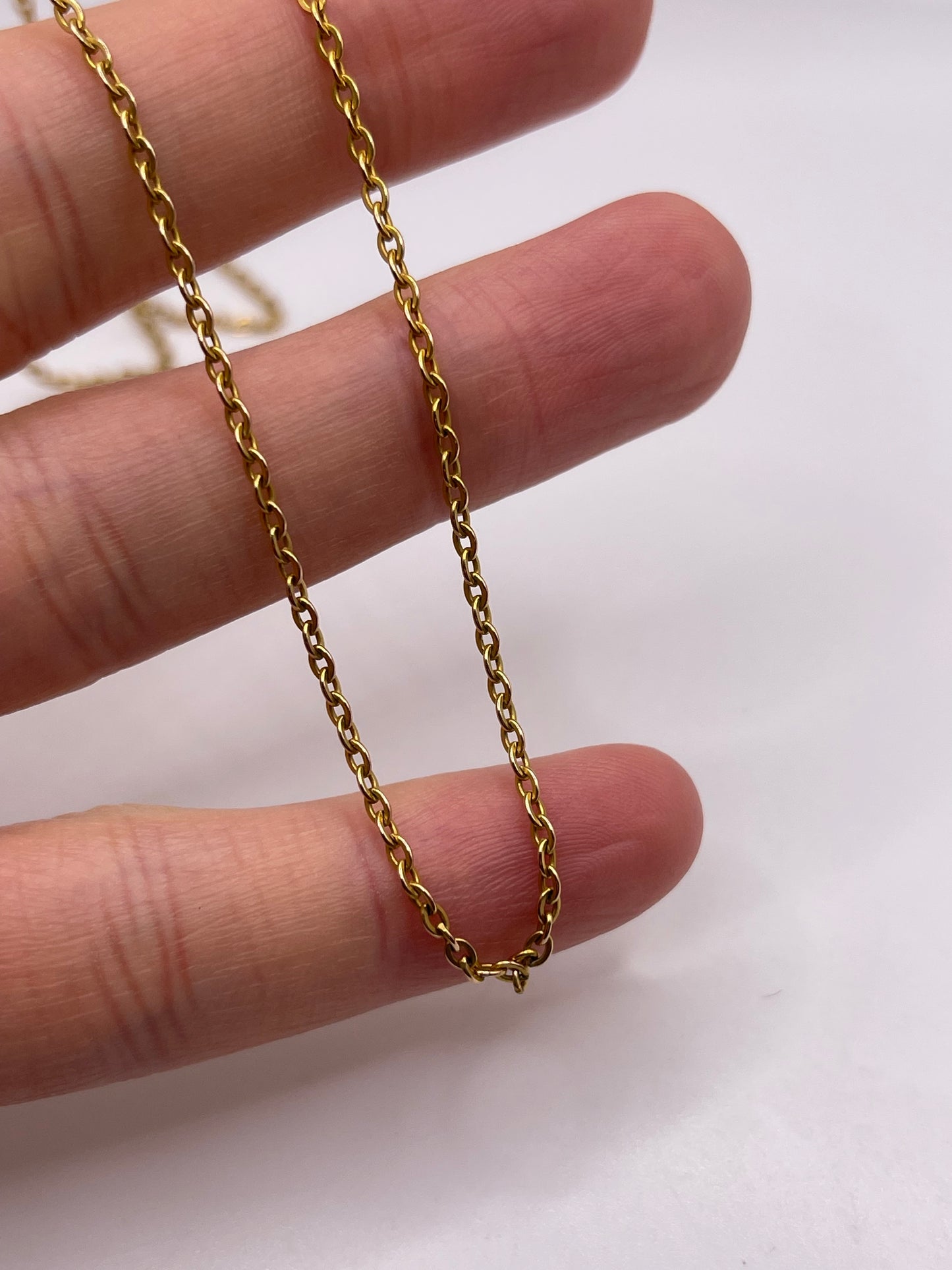 9ct gold chain 477