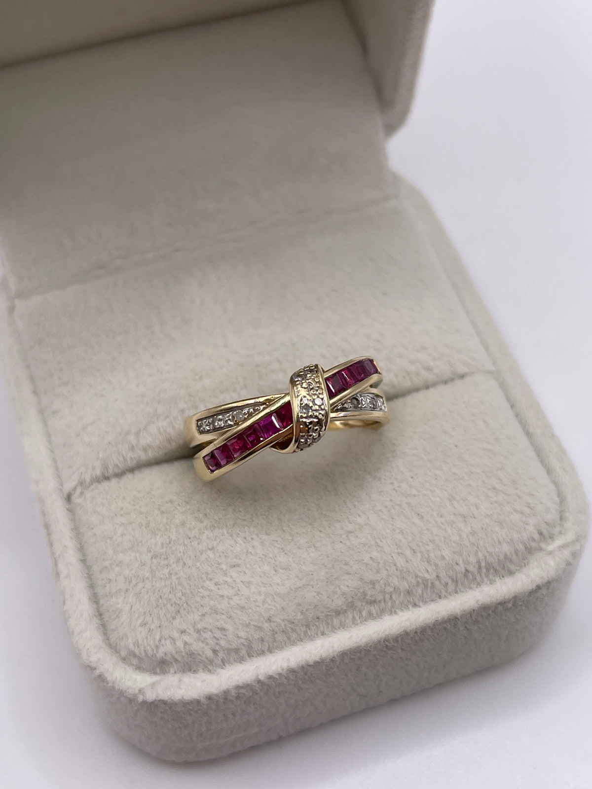 9ct gold ruby and diamond ring