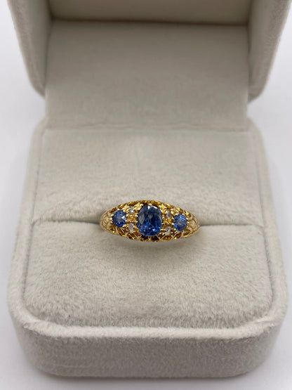 Antique 18ct gold sapphire and diamond ring